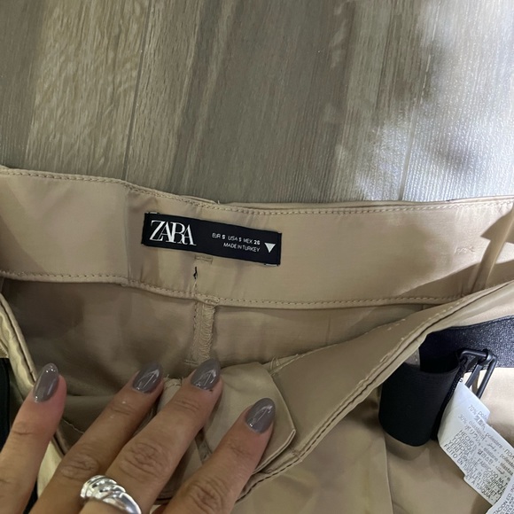 Zara shinny cargo pants - Picture 2 of 2